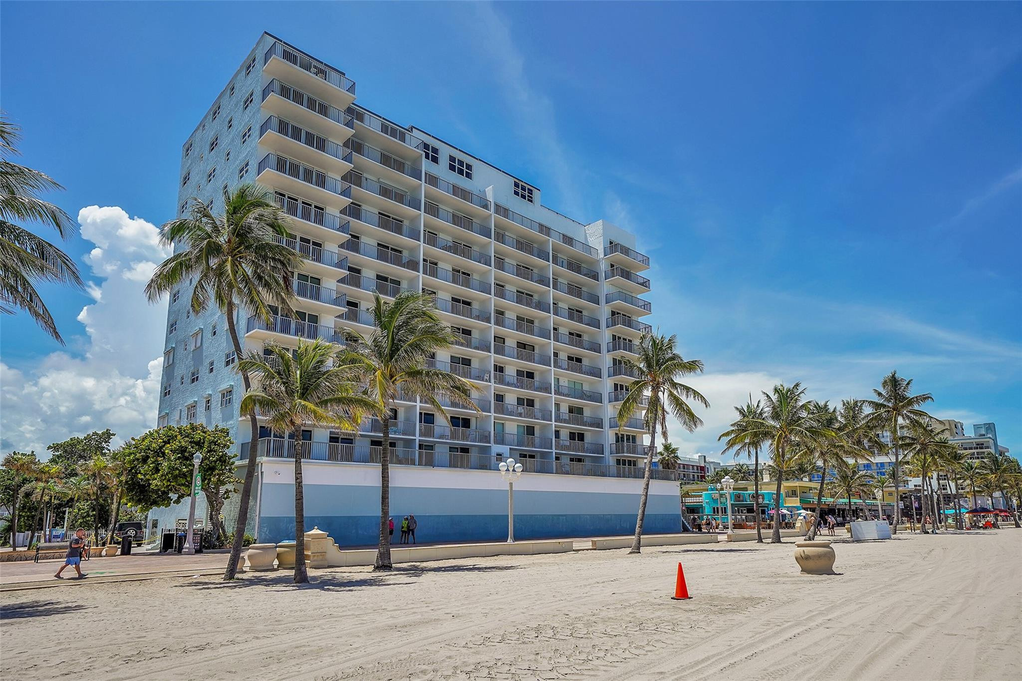 400 N Surf Road # 703, Hollywood FL 33019