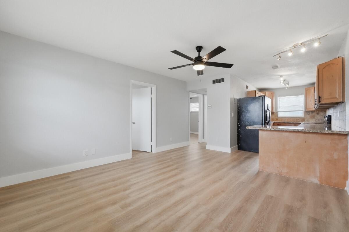6191 SW 37TH Street # 210, Davie FL 33314