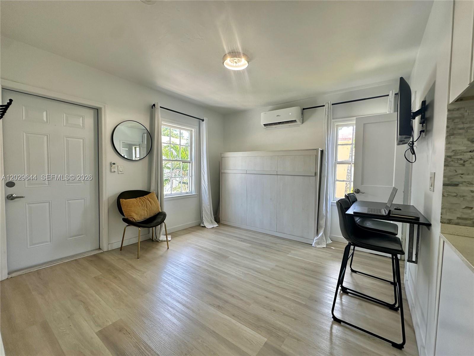 415 75th St # 4A, Miami Beach FL 33141
