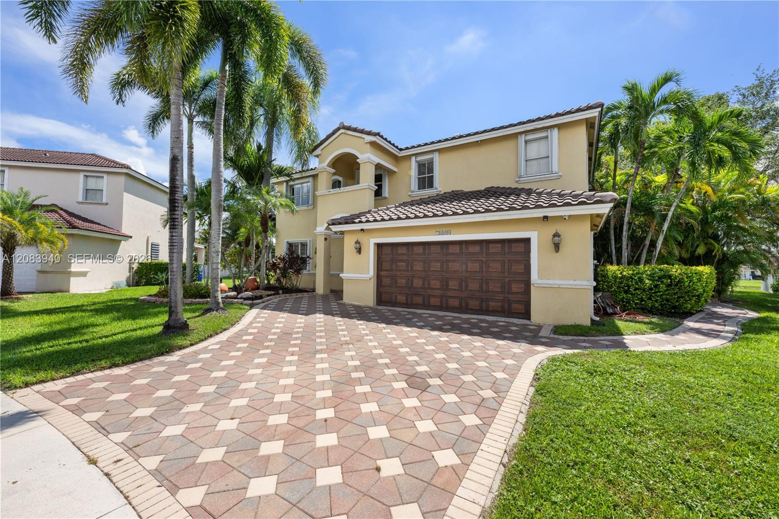 18806 NW 23rd Pl — Photo 3