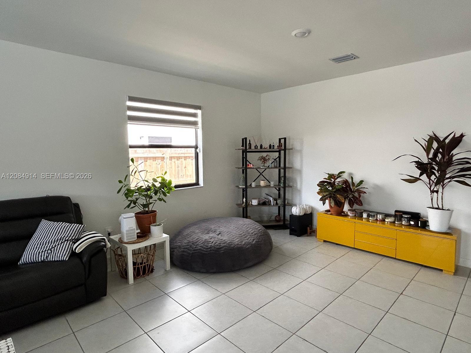 11914 SW 241st St — Photo 4