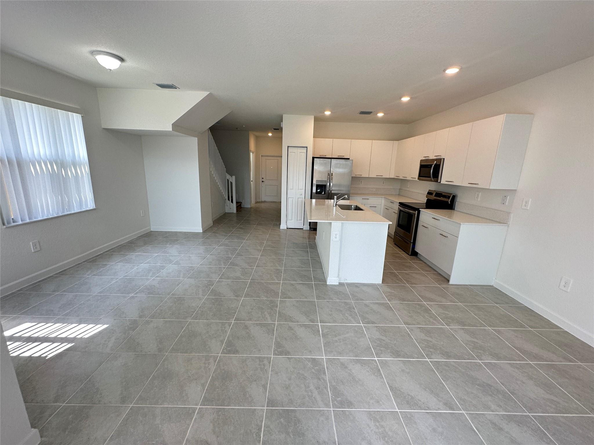 2437 NW 131st Circle — Photo 2