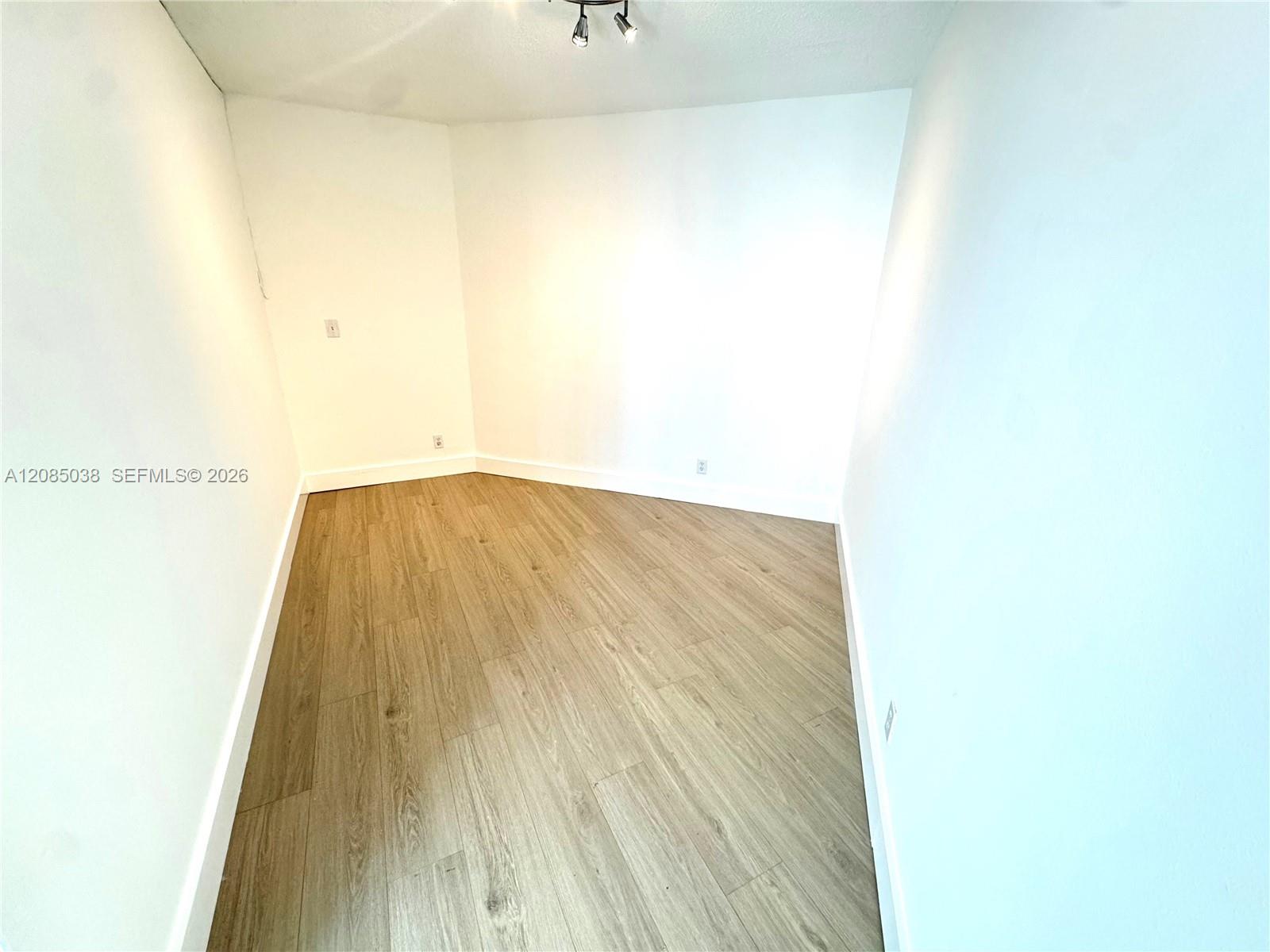 3901 S Ocean Dr # 11L — Photo 5