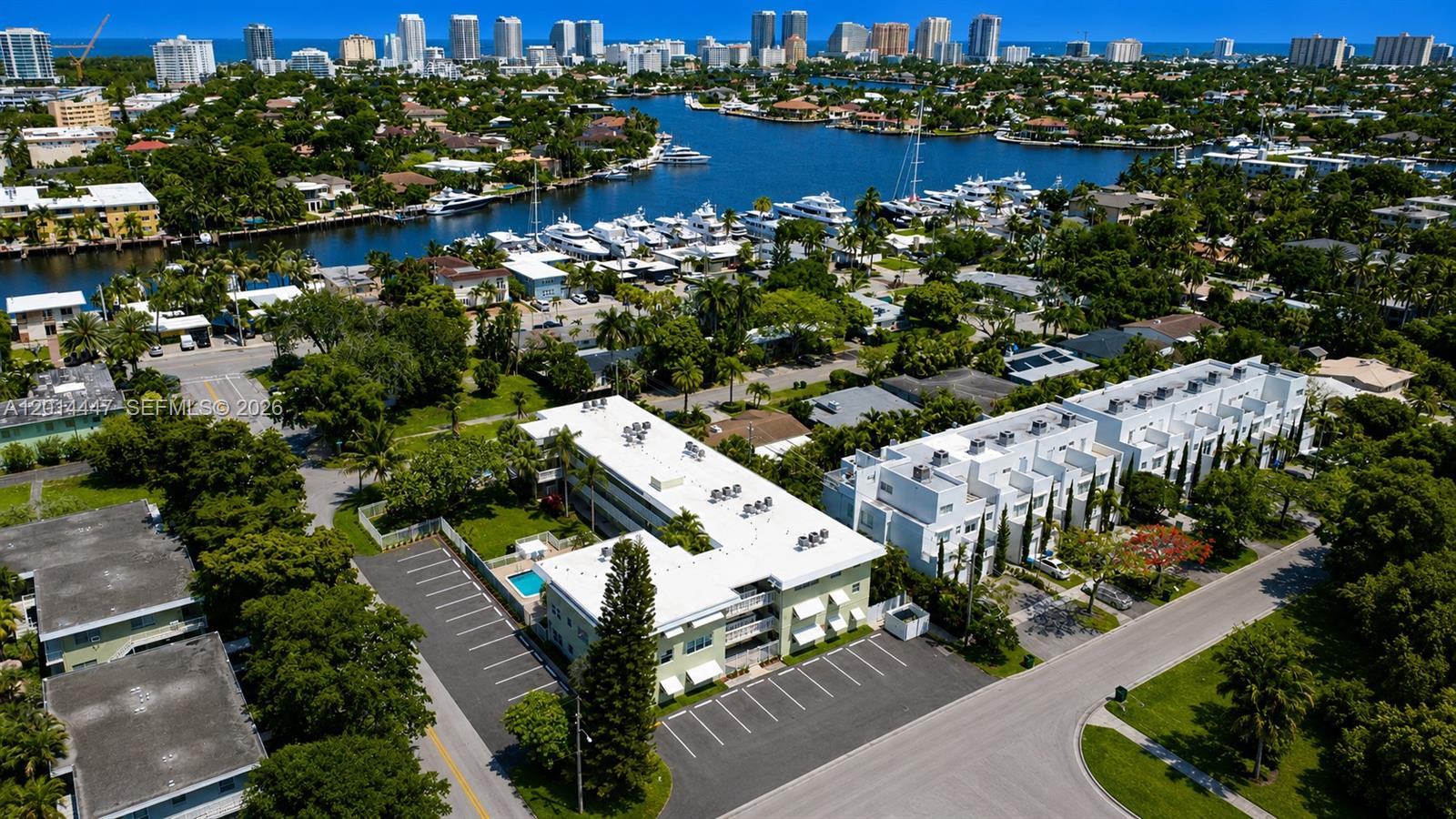 1900 NE 8th Ct # 105, Fort Lauderdale FL 33304