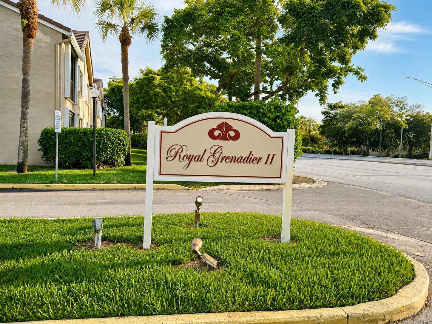 9641 RIVERSIDE # F5, Coral Springs FL 33071