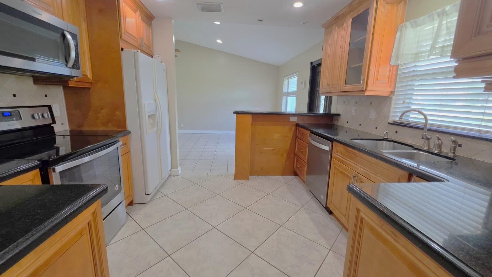 5686 SHILLINGTON Way, Lake Worth FL 33463