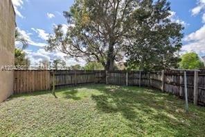 350 Sunshine Dr, Coconut Creek FL 33066