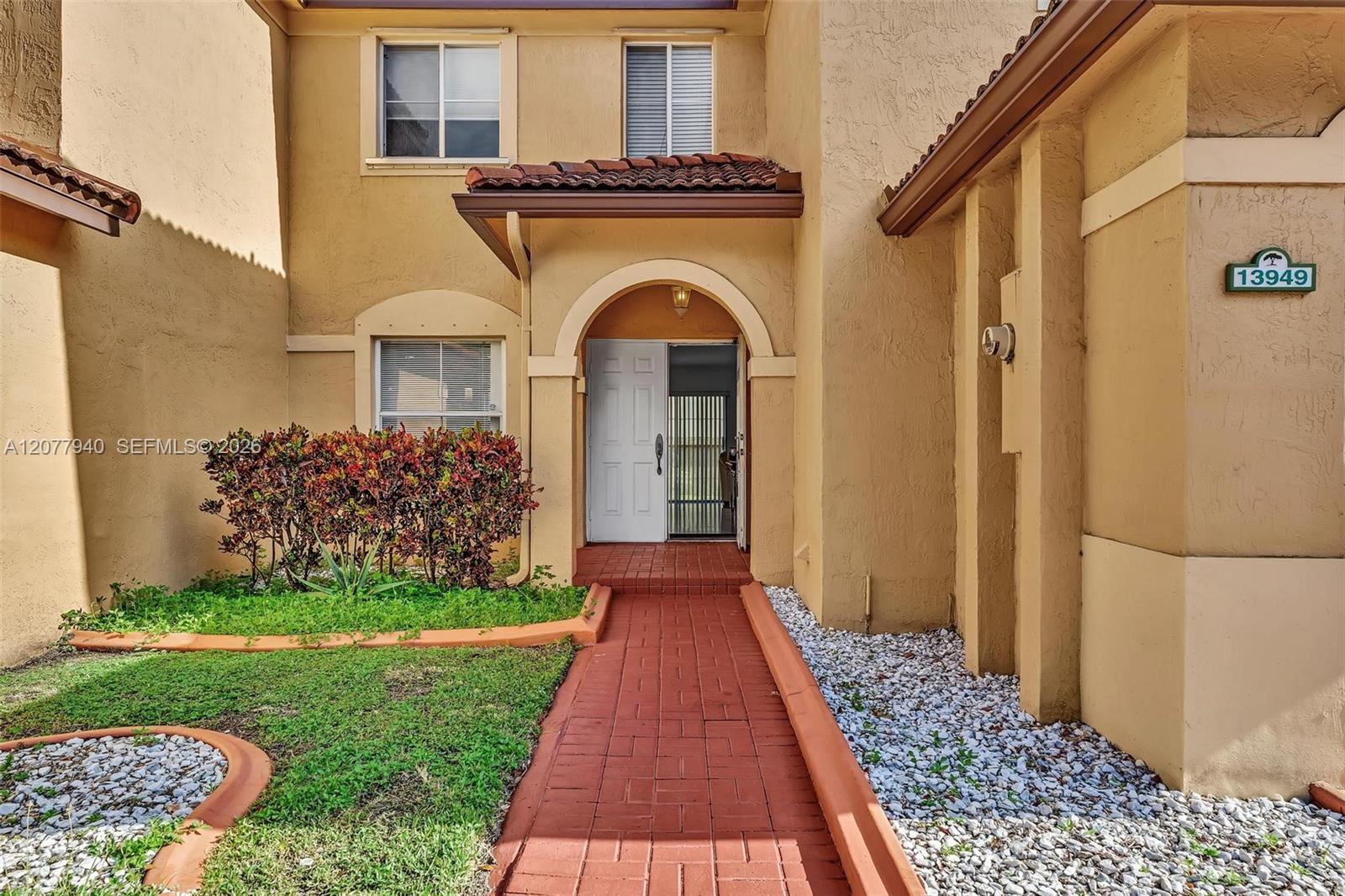 13949 N Forest Oak Cir — Photo 3