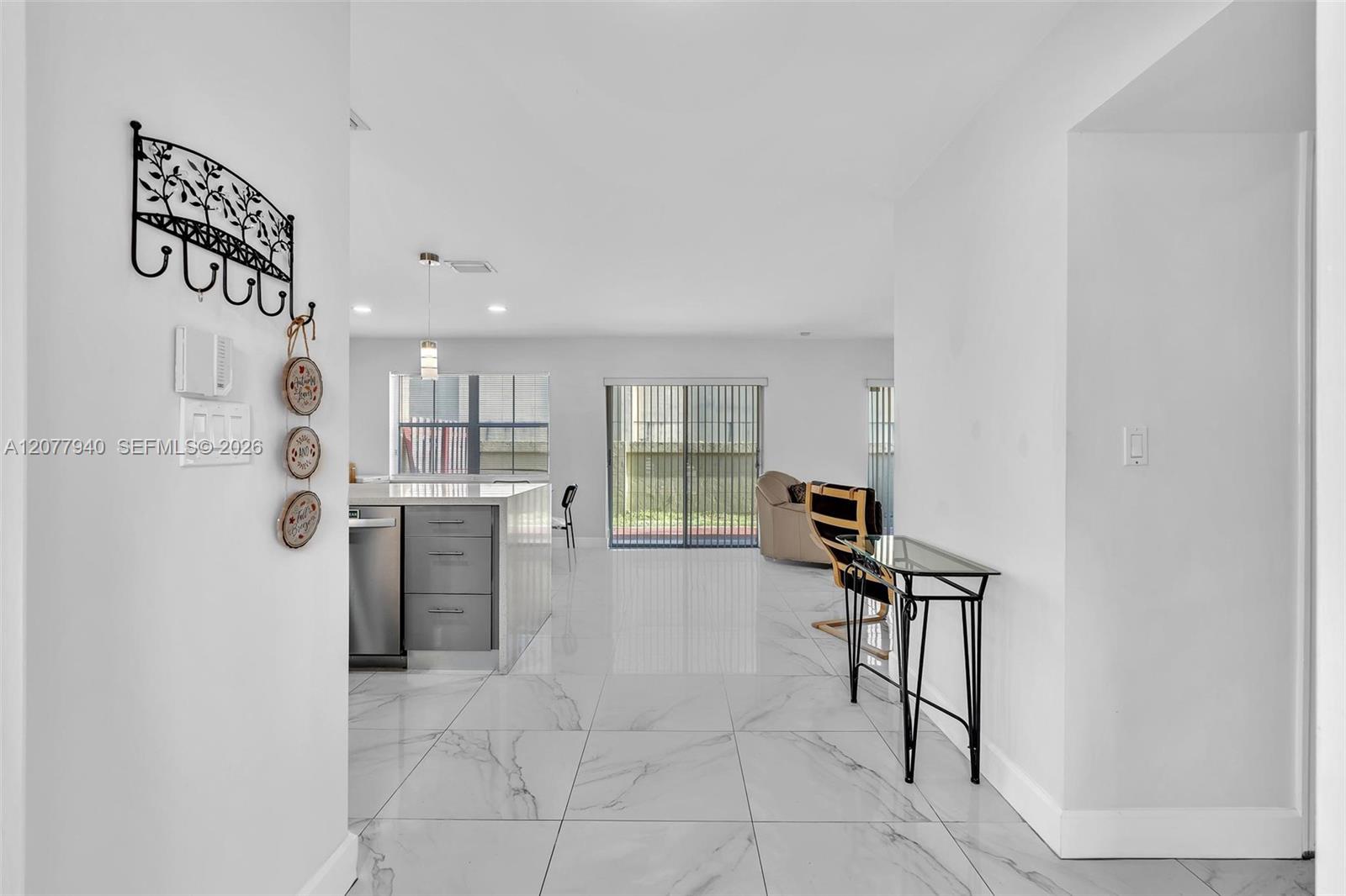 13949 N Forest Oak Cir — Photo 4