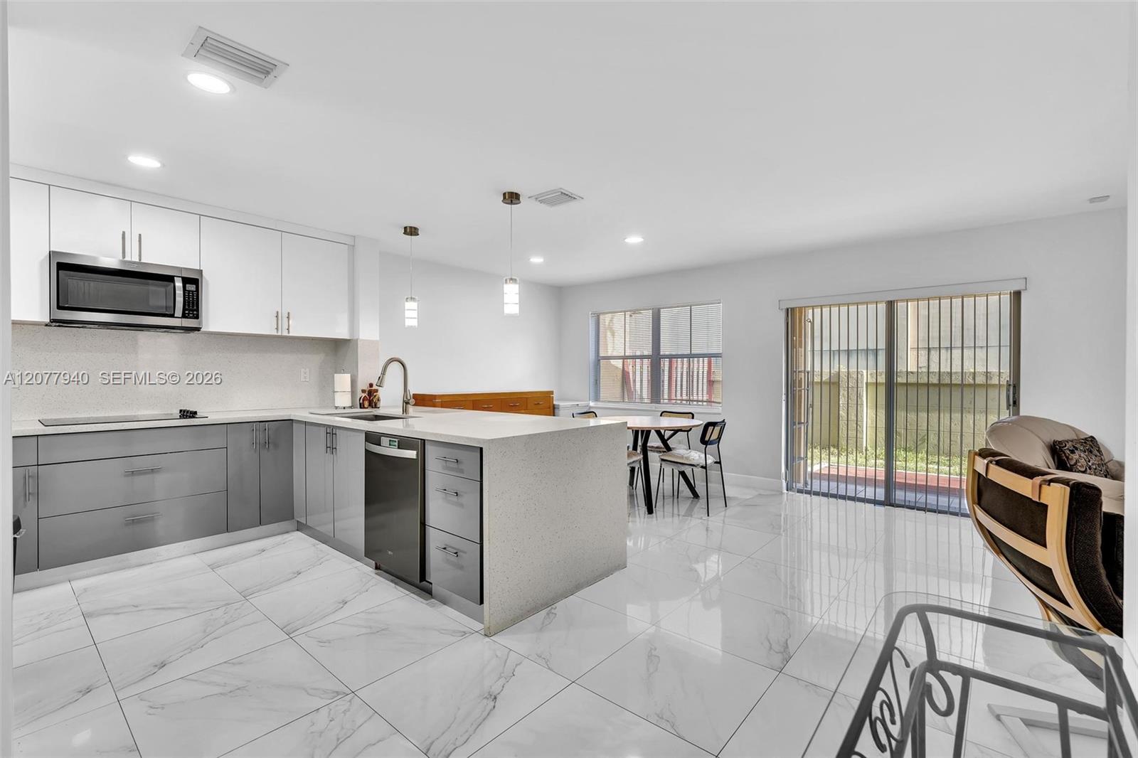 13949 N Forest Oak Cir — Photo 5