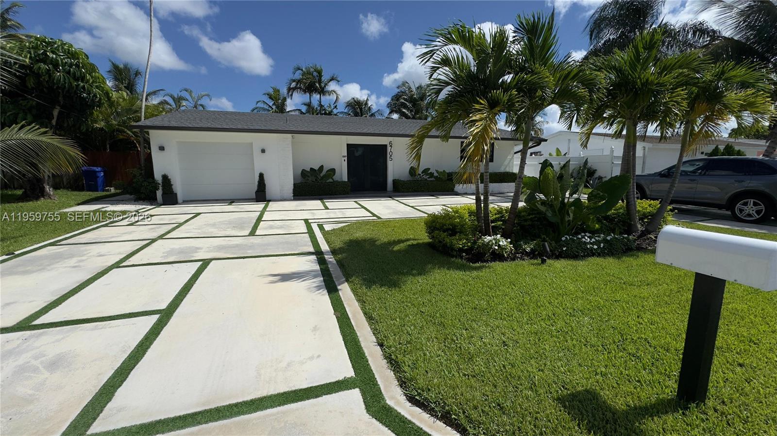 6705 Ficus Dr — Photo 4