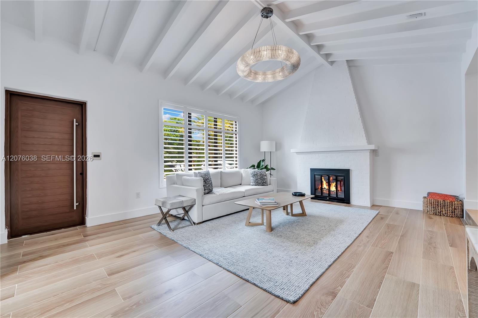 10301 N Miami Ave — Photo 4