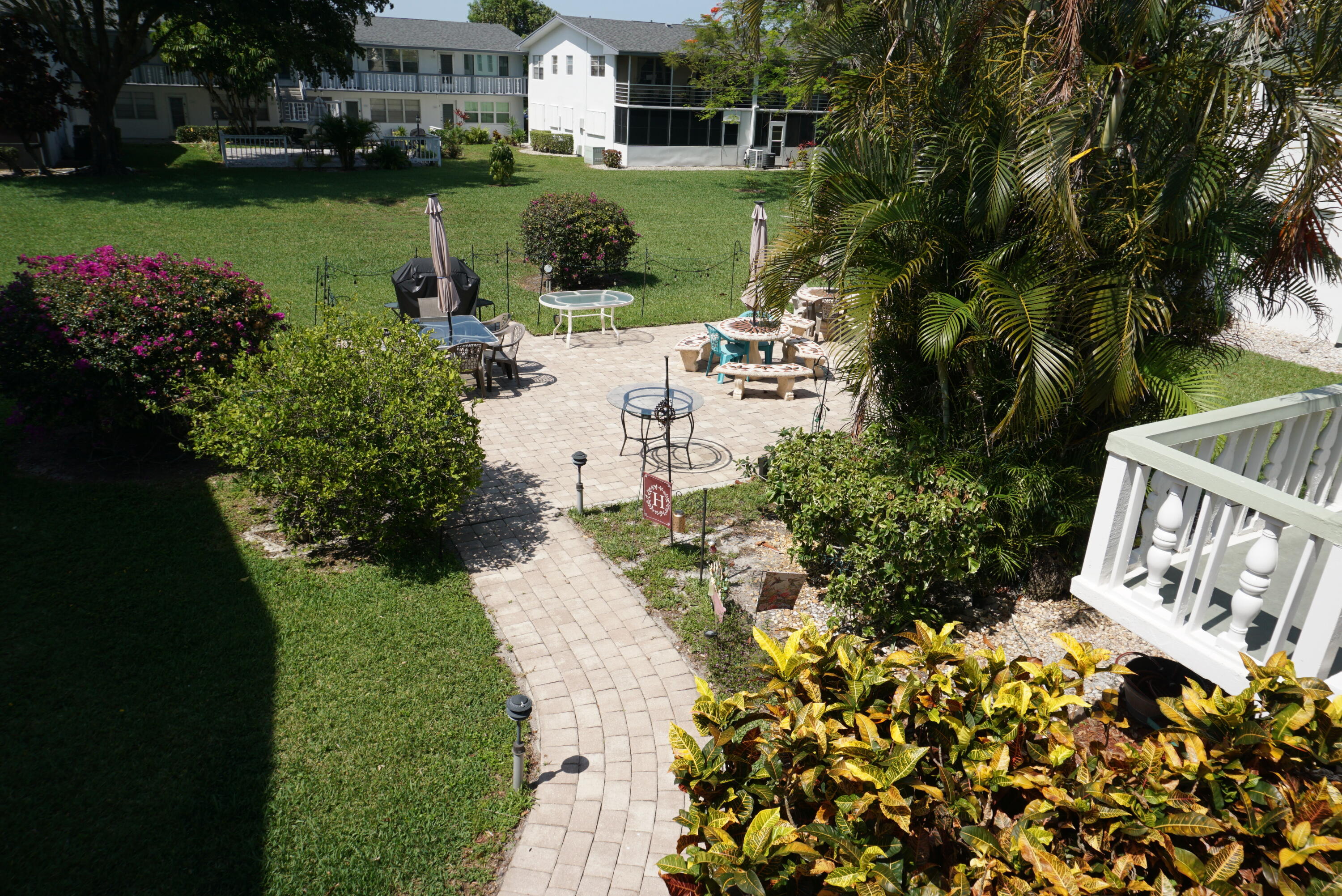202 Andover H, West Palm Beach FL 33417