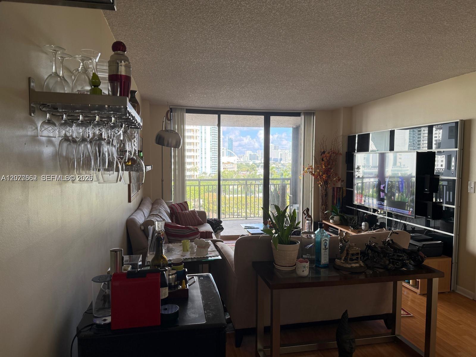 540 Brickell Key Dr # 910 — Photo 2