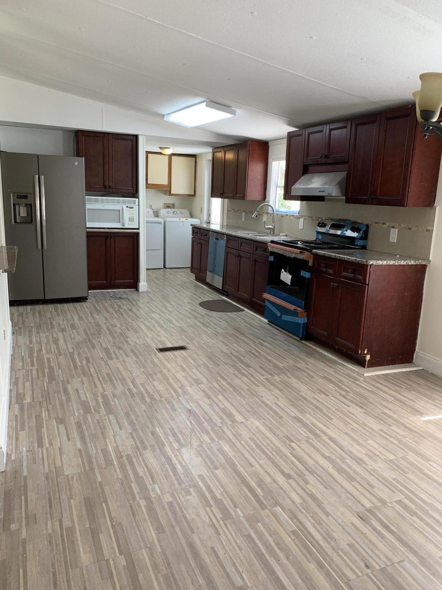 10629 S 228th Lane, Boca Raton FL 33428