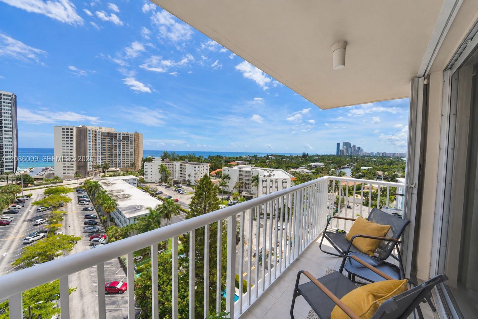 3161 S Ocean Dr # 1106, Hallandale Beach FL 33009