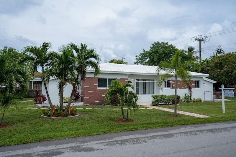 1107 S 15th Avenue, Hollywood FL 33020