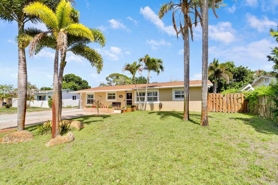 19049 SE Robert Drive, Jupiter FL 33469