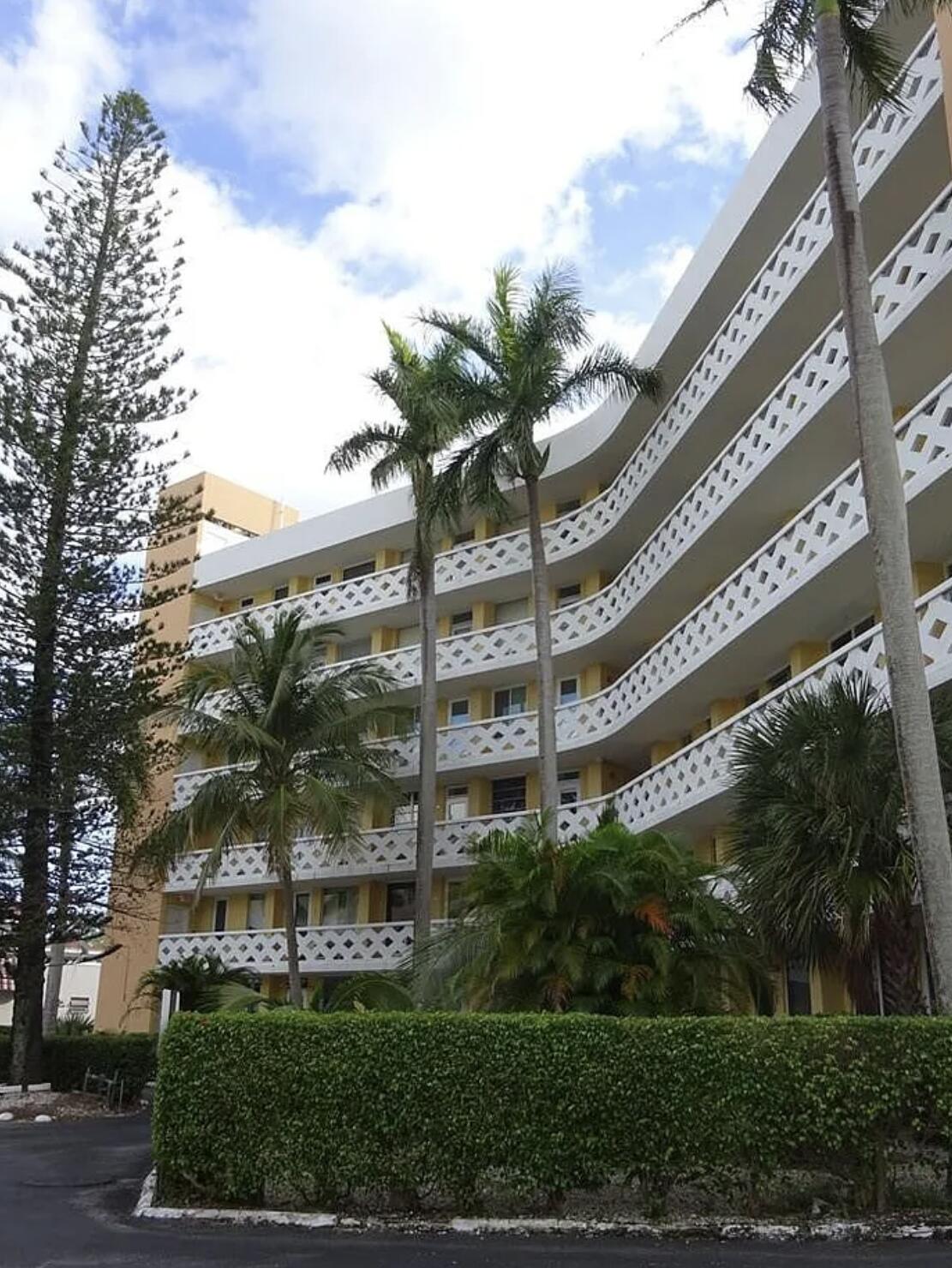 2400 NE 9th Street # 402, Fort Lauderdale FL 33304