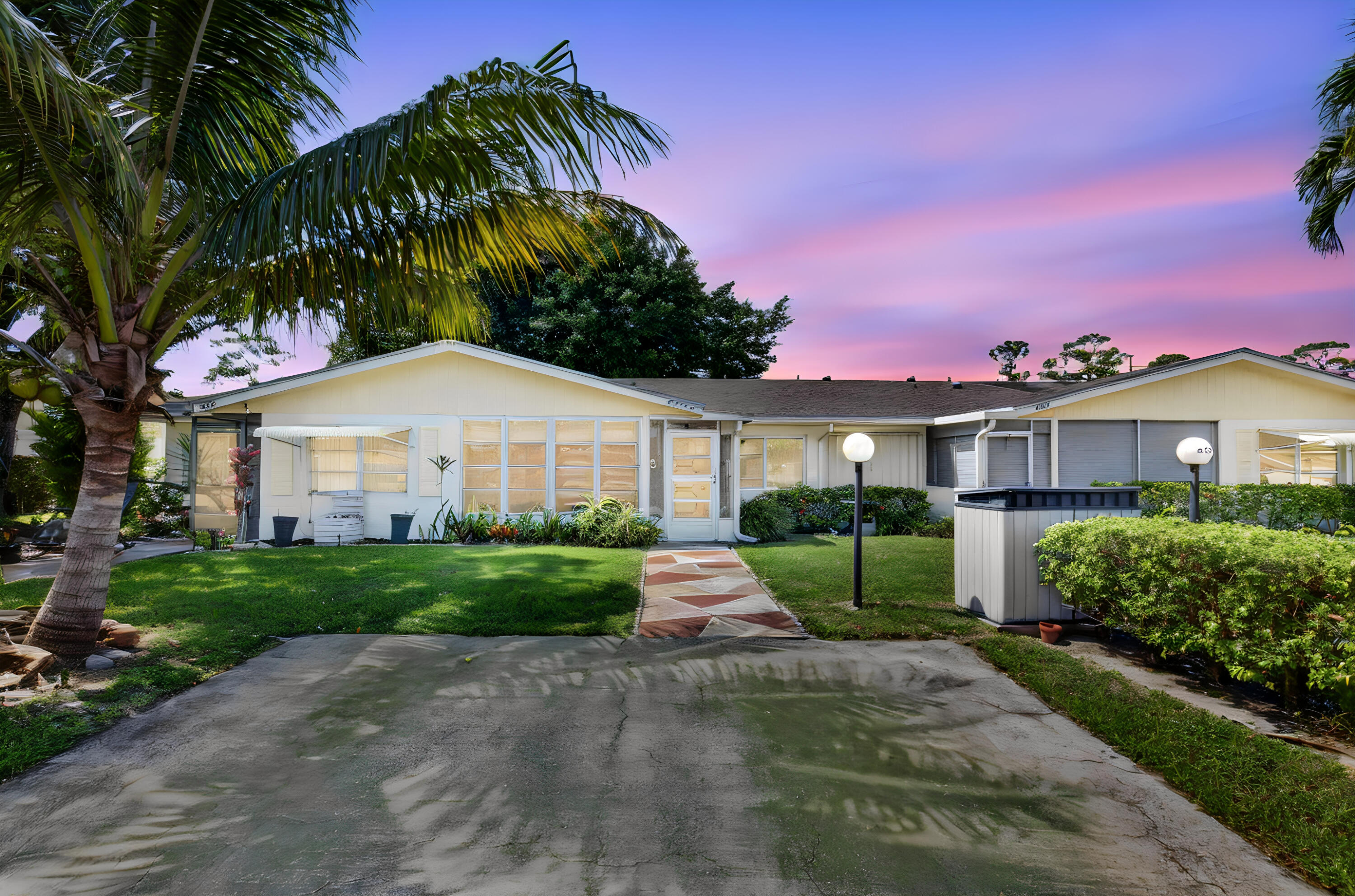 6070 La Palma Lane — Photo 3