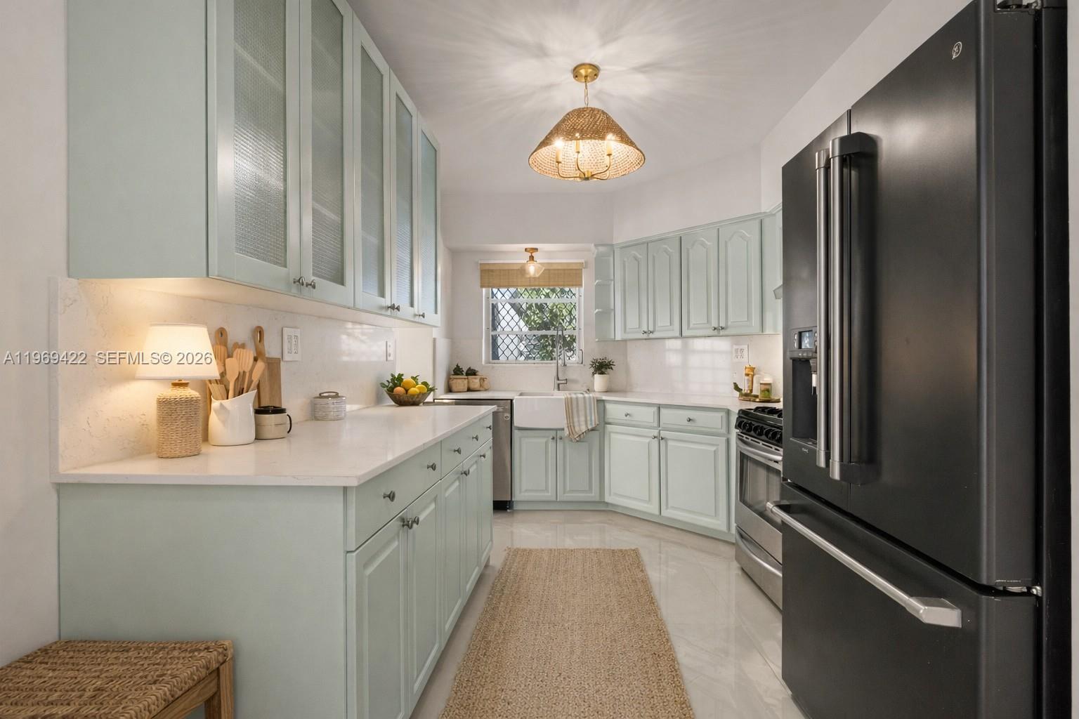 9241 Marine Dr — Photo 3