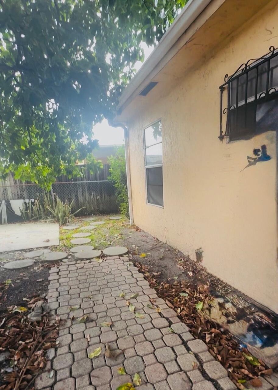 5010 PIMLICO Court # STUDIO — Photo 2