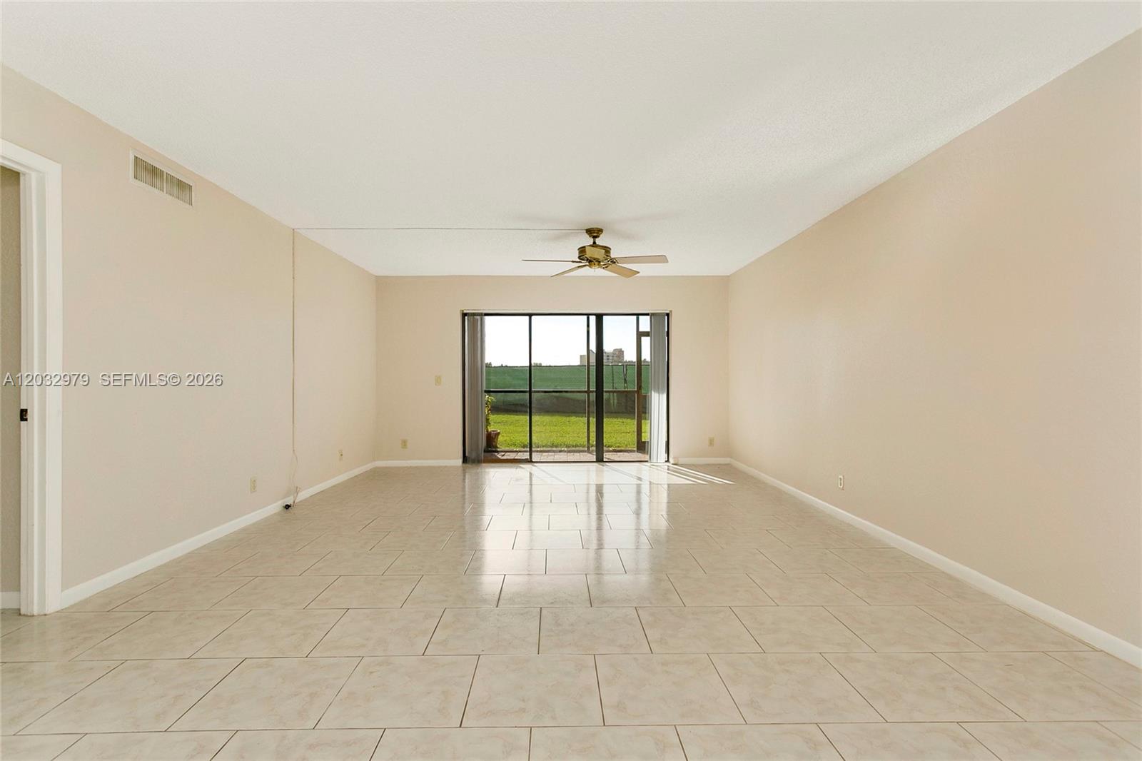 300 Racquet Club Rd # 104, Weston FL 33326