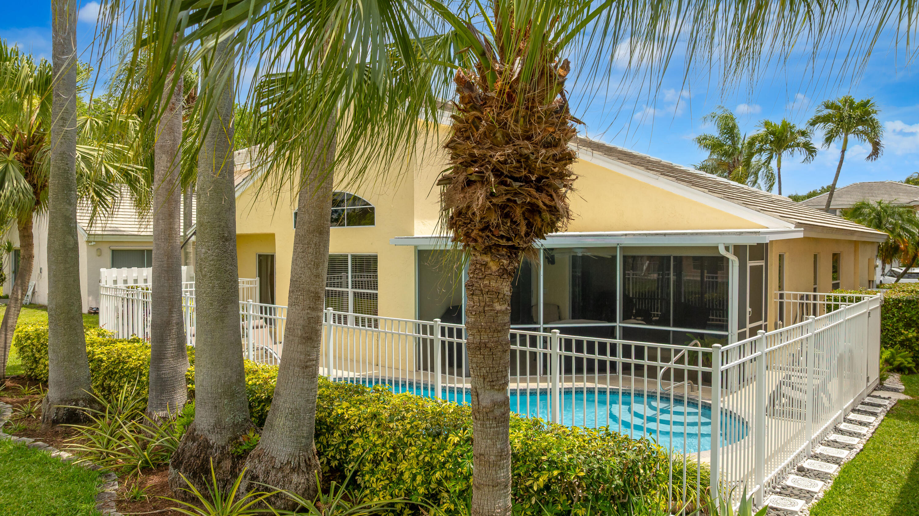5535 NW 54th Circle, Coconut Creek FL 33073