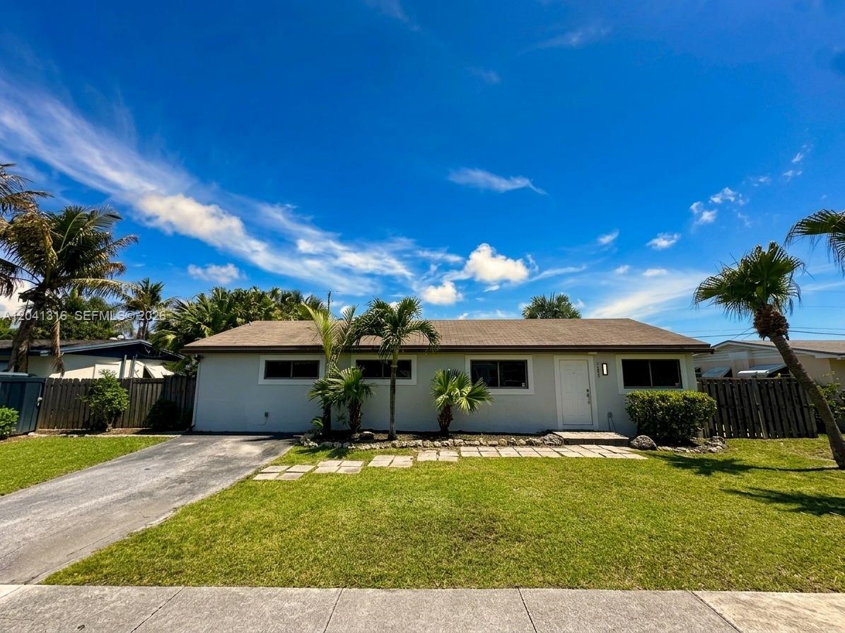 10015 SW 213th Ter, Cutler Bay FL 33189