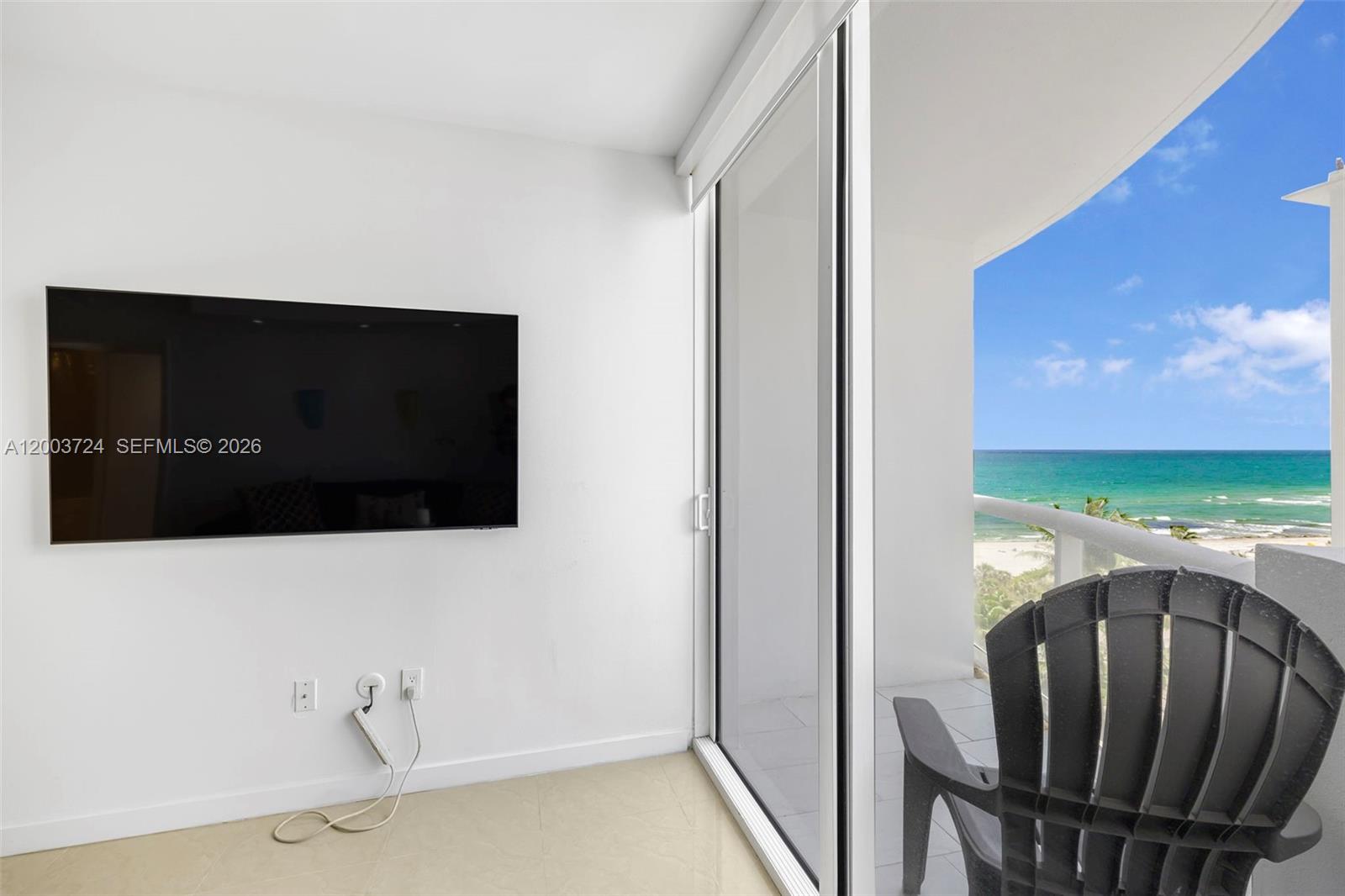 6365 Collins Ave # 805, Miami Beach FL 33141