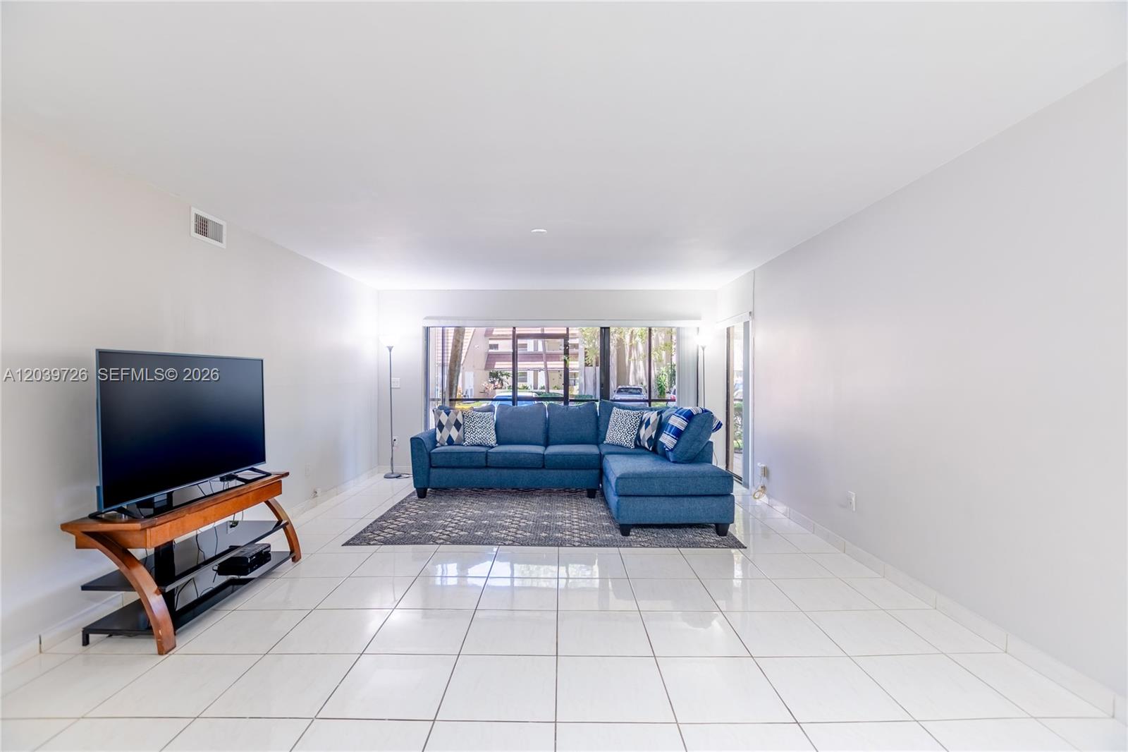 601 Ives Dairy Rd # 8 — Photo 2