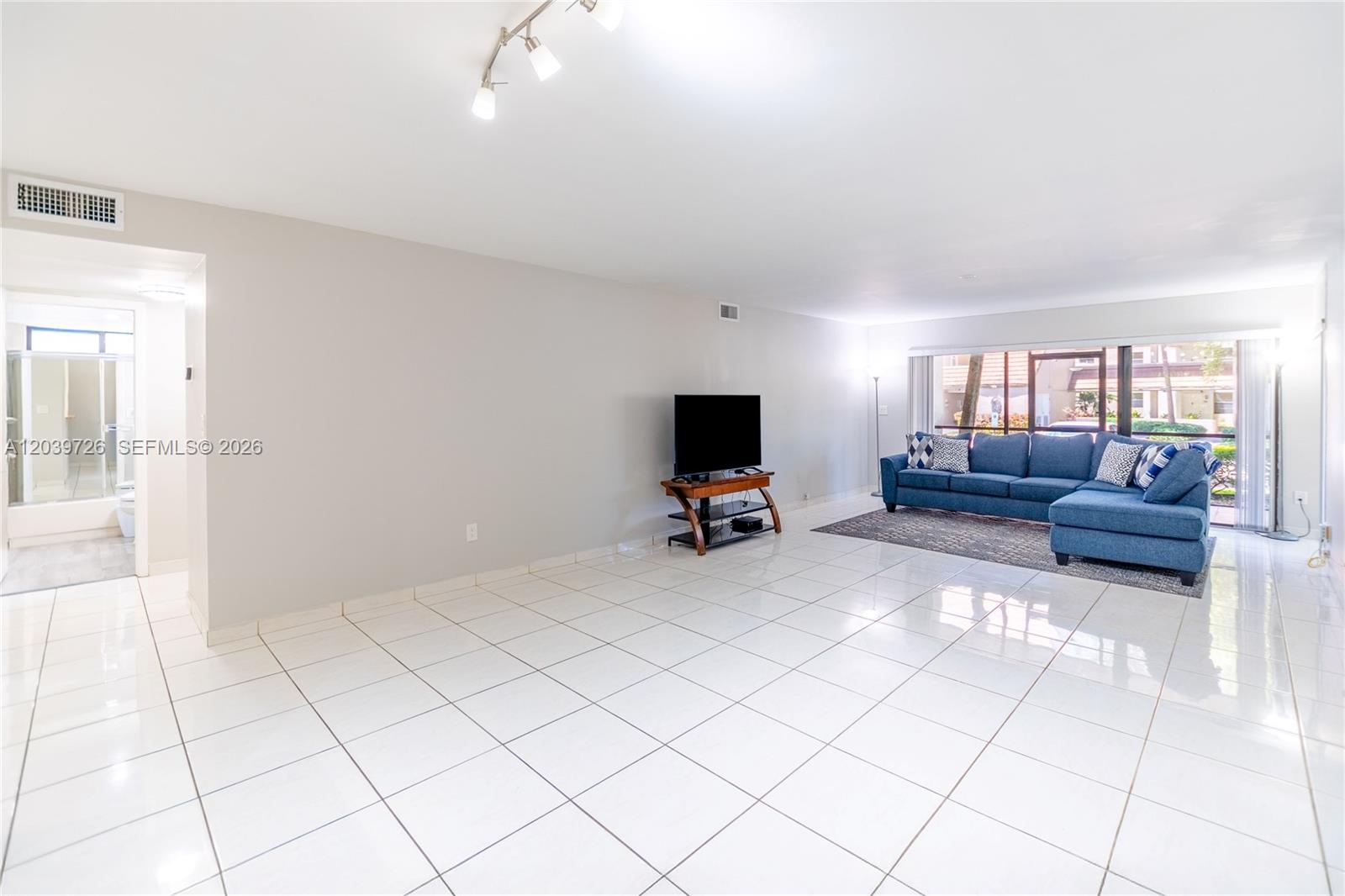 601 Ives Dairy Rd # 8 — Photo 4