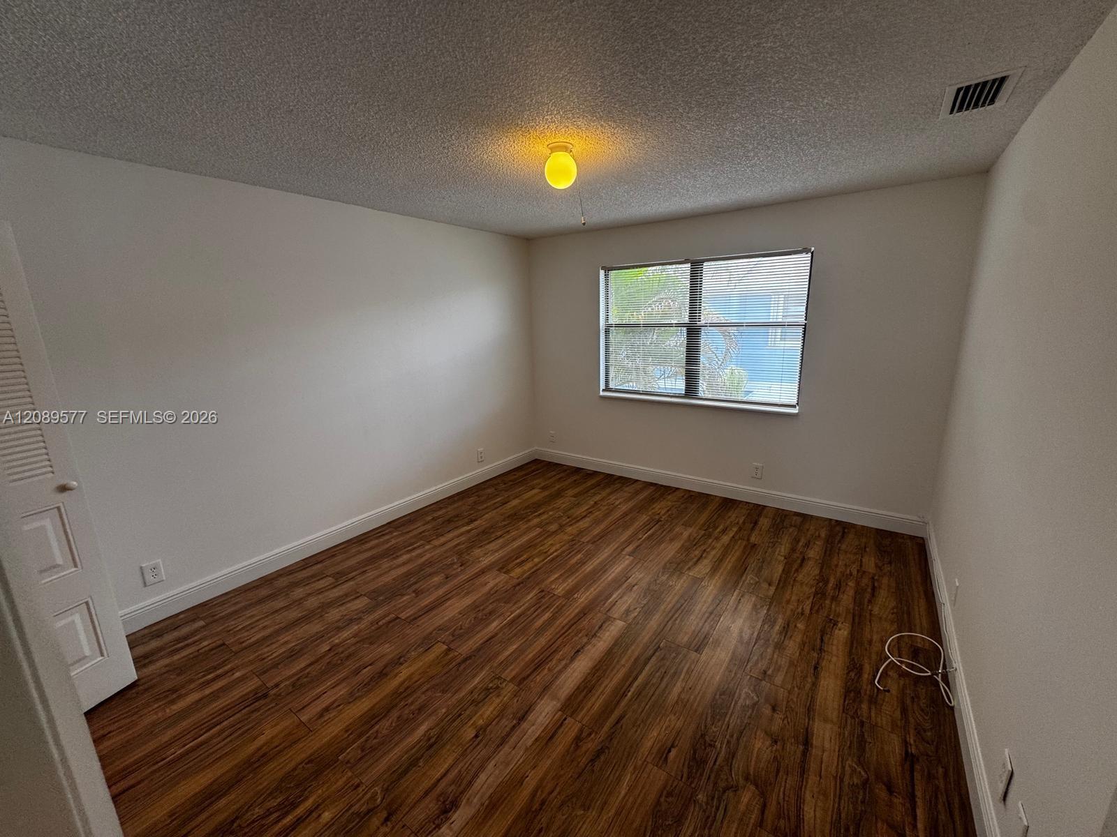 16413 Grape Way # 16413 — Photo 5
