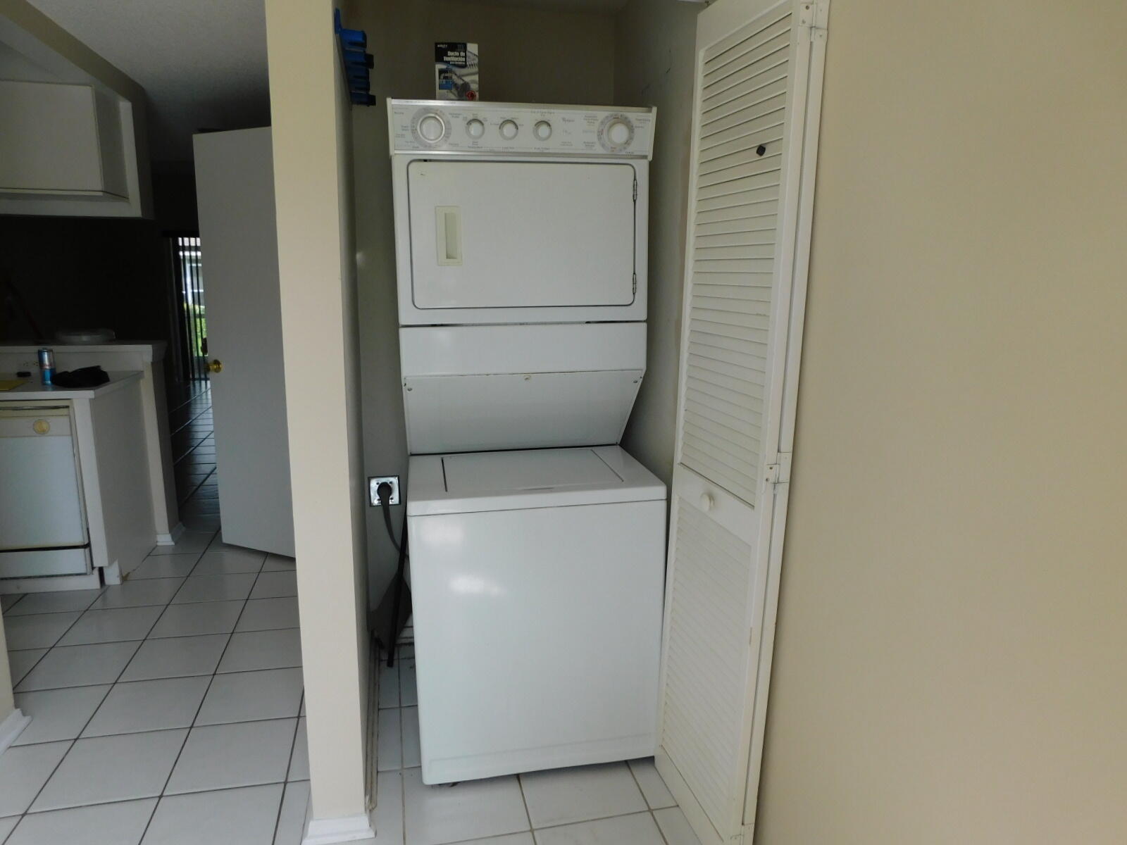 50 Simonton Circle — Photo 3