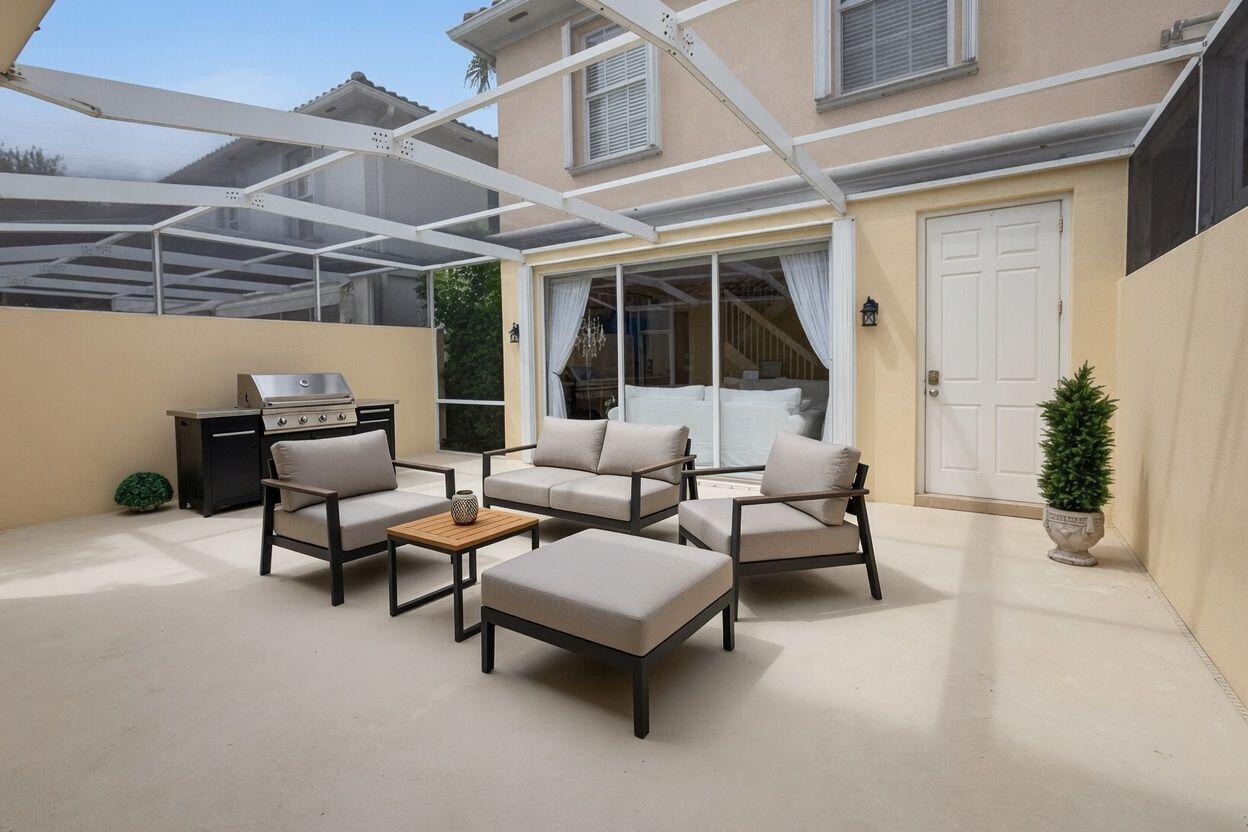 213 Barcelona Drive, Jupiter FL 33458