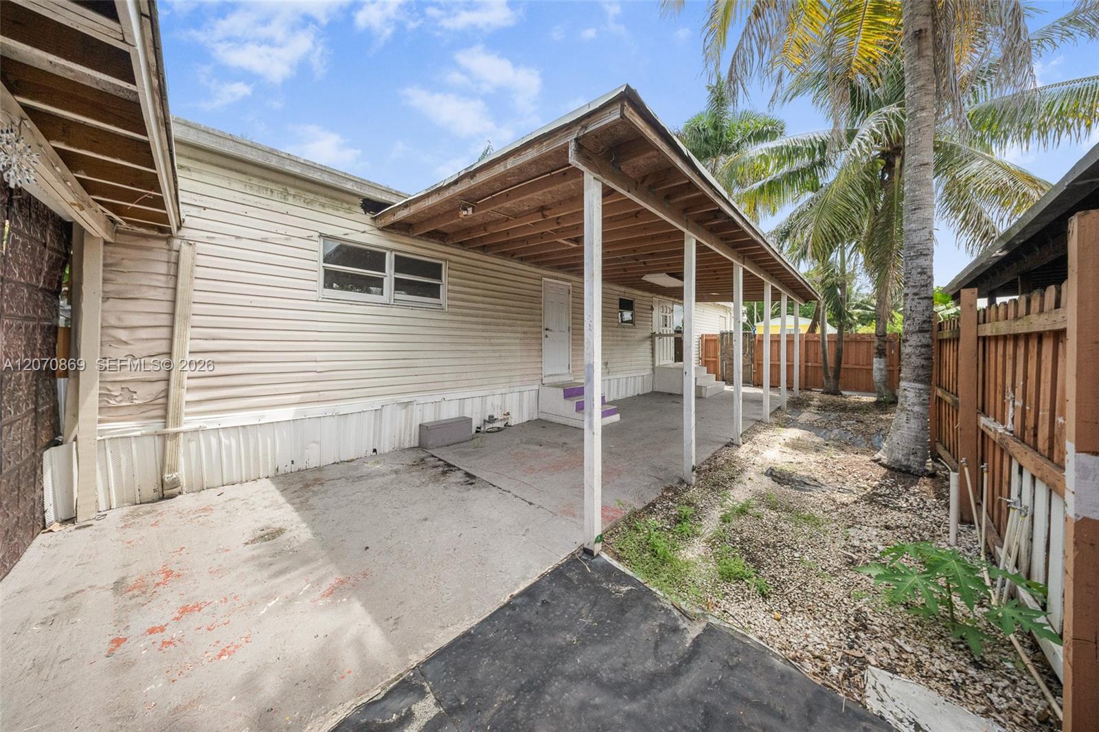 451 SE 8TH st lot 56 — Photo 5