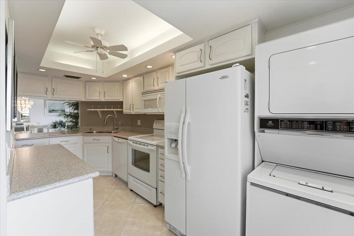 615 N RIVERSIDE Drive # 706 — Photo 4