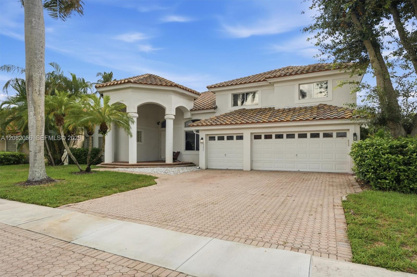 20292 Ocean Key Dr — Photo 4