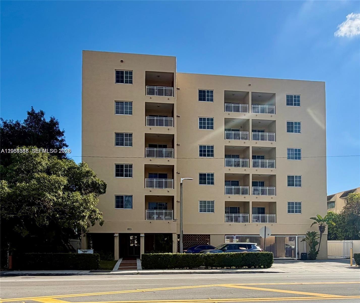 601 SW 37th Ave # 303, Miami FL 33135