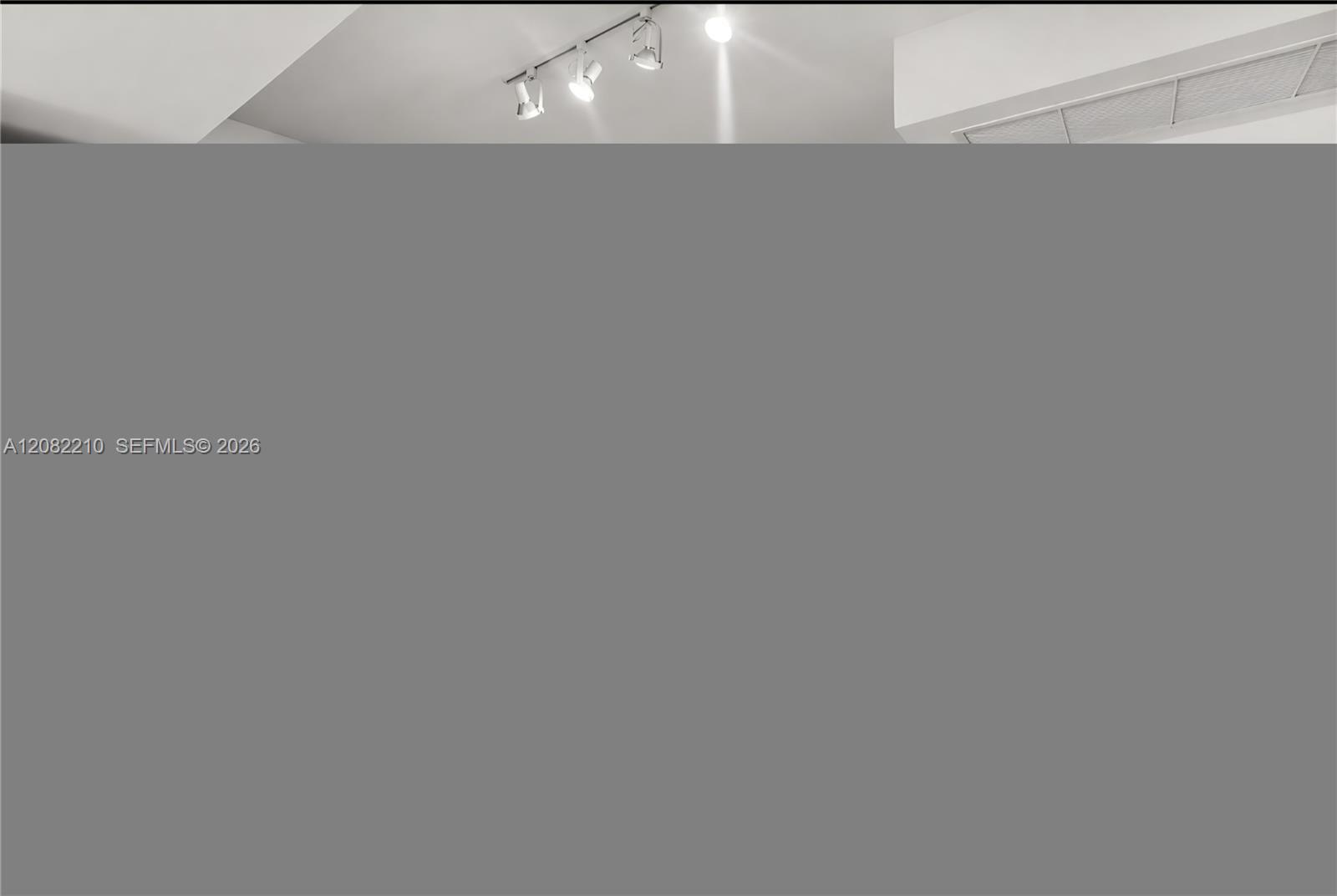 7350 SW 89th St # 1506S — Photo 2