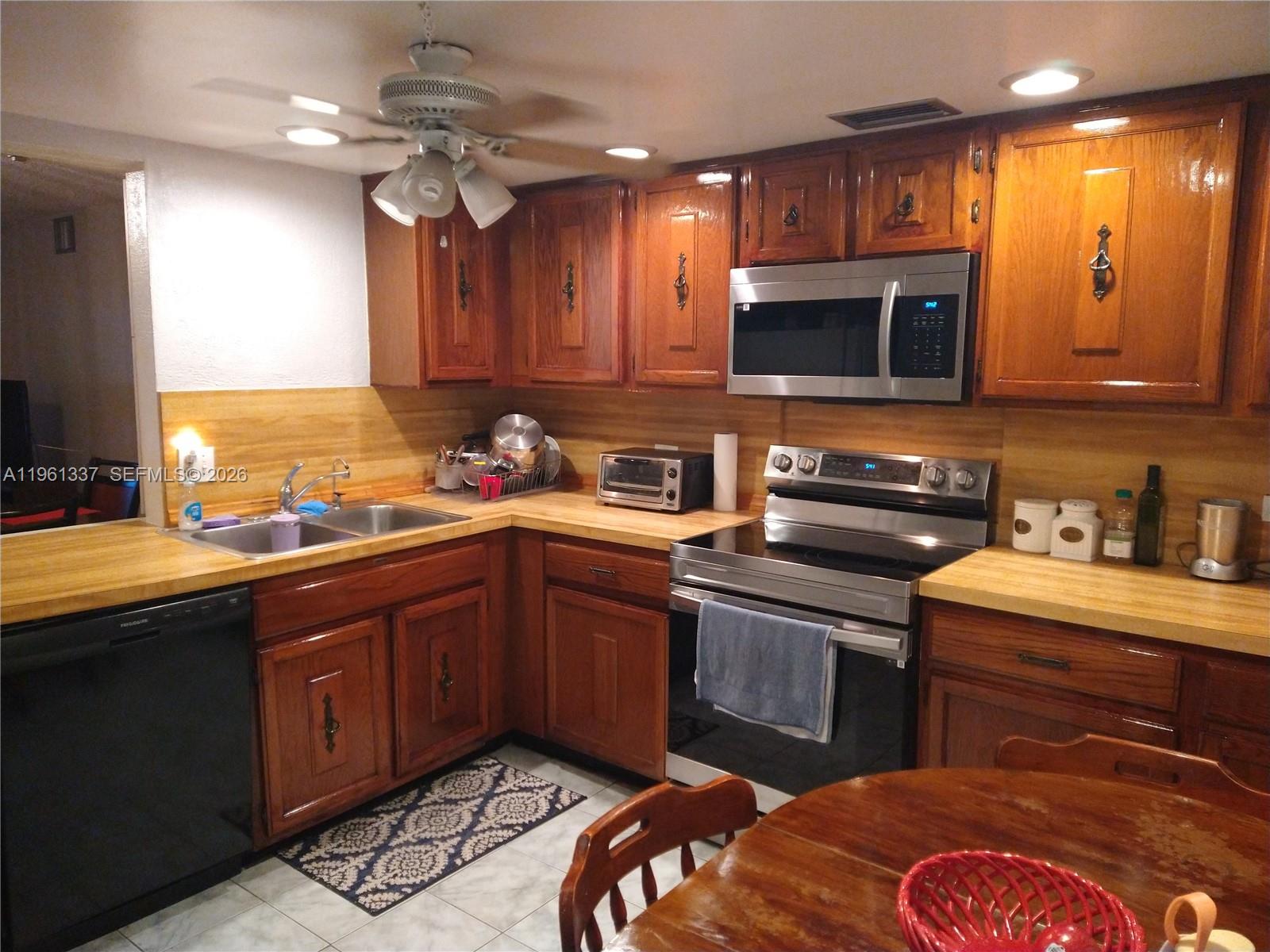 7554 Stirling Rd # 105 — Photo 3