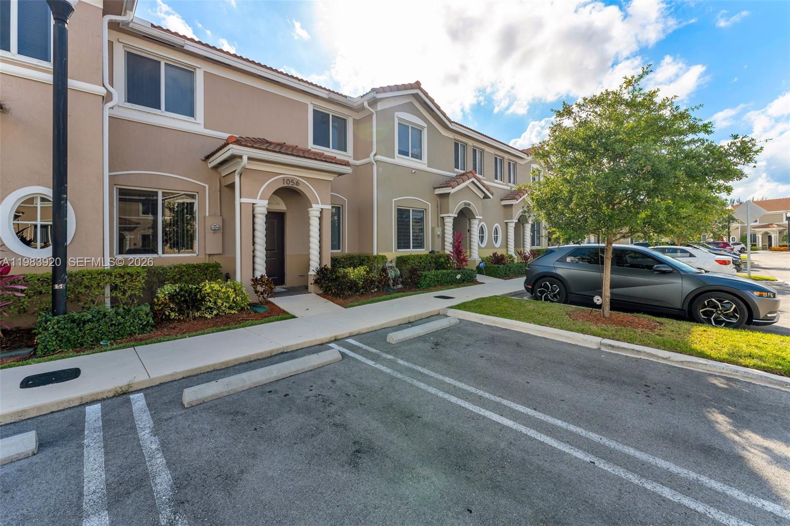 1056 SE 24th Ave, Homestead FL 33035