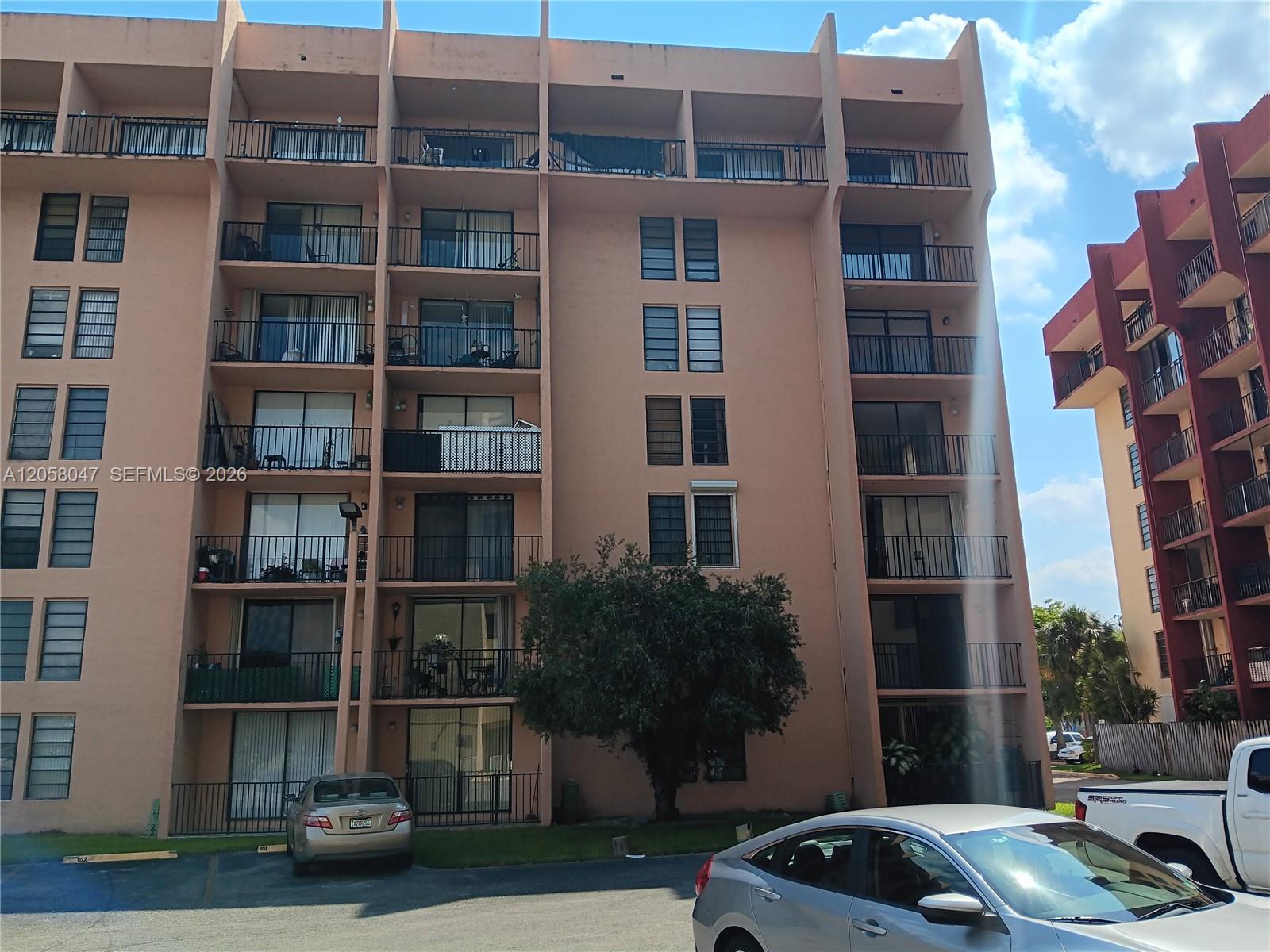 9688 Fontainebleau Blvd # 502 — Photo 2