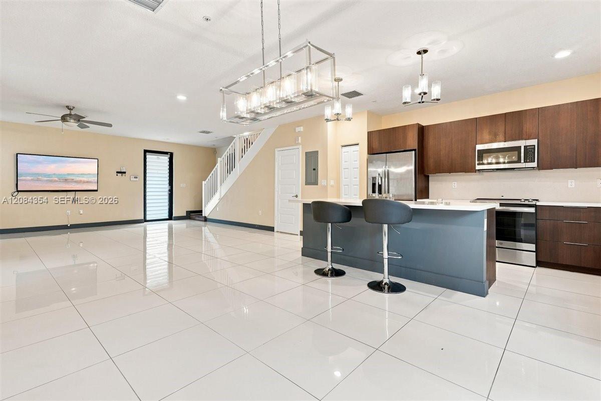 10455 NW 82nd St # 10 — Photo 5