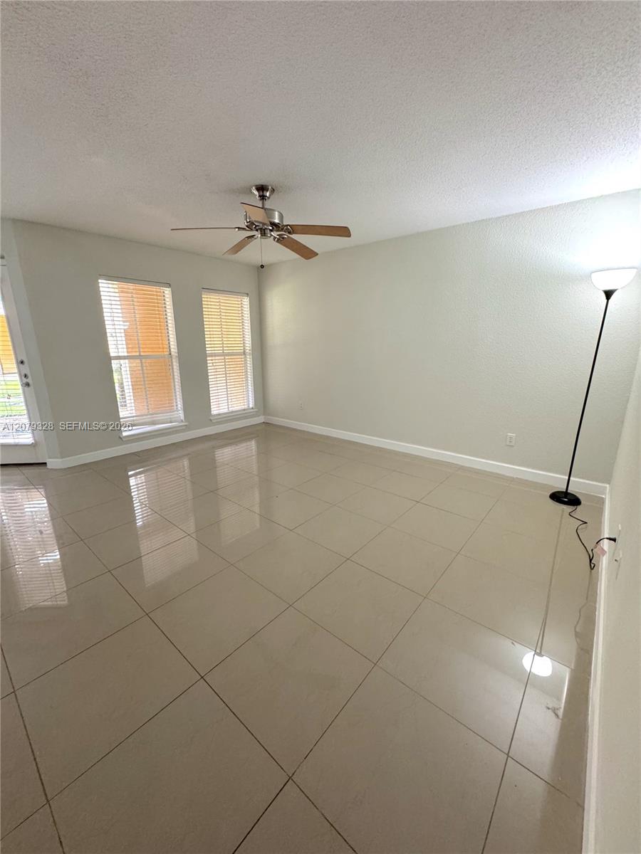 777 Riverside Dr # 1510 — Photo 2