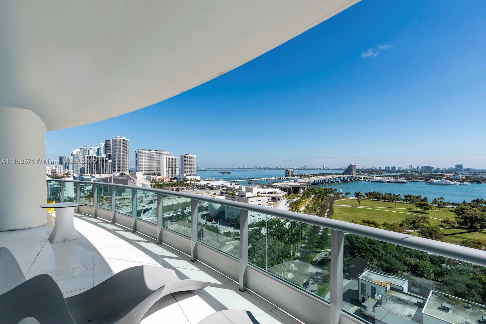 900 Biscayne Blvd # 2006, Miami FL 33132