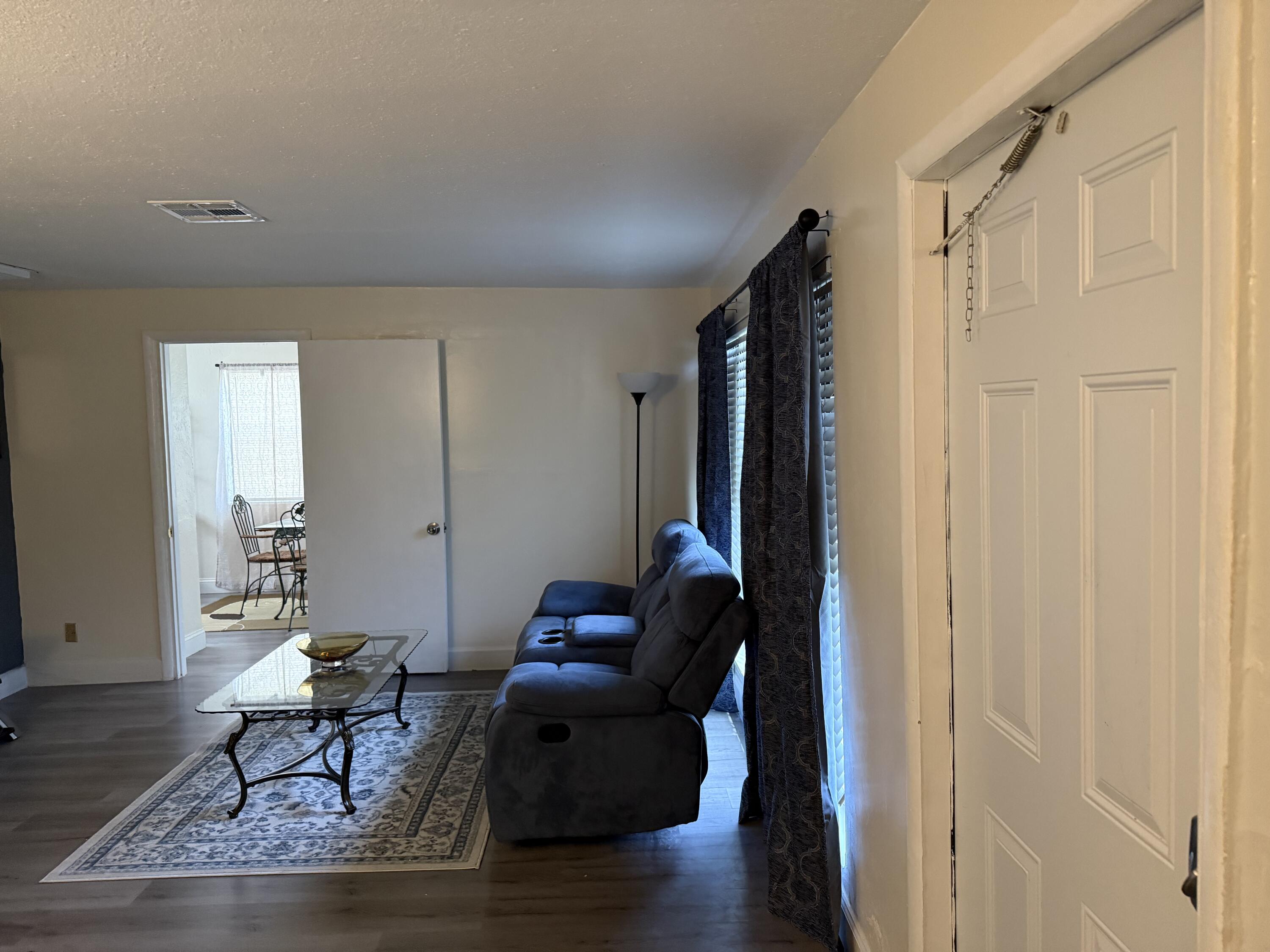 91 NE 6TH Court — Photo 3