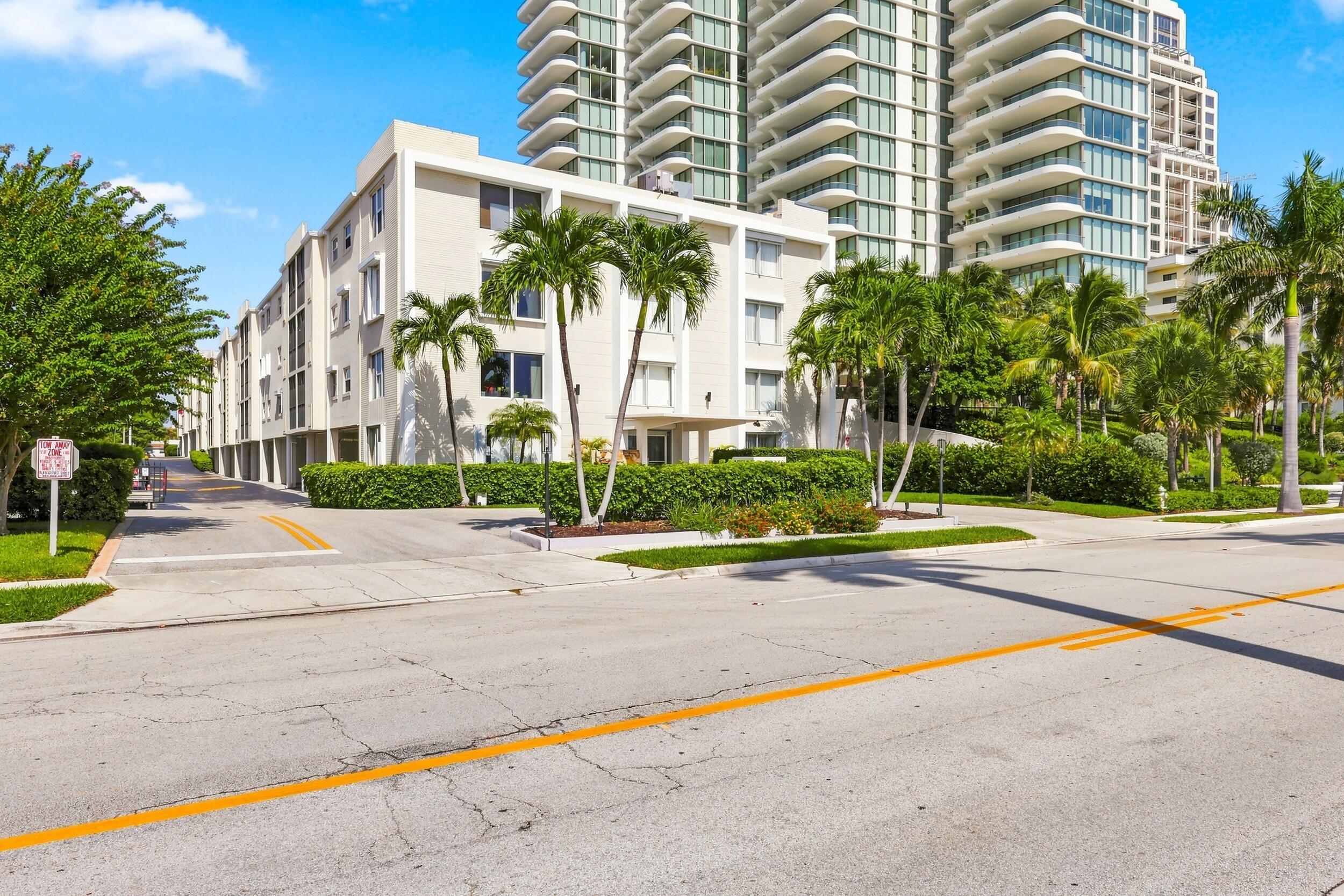1601 S FLAGLER Drive # 312O — Photo 2