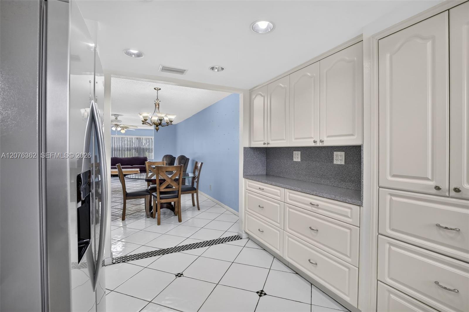 9721 Sunrise Lakes Blvd # 102 — Photo 4