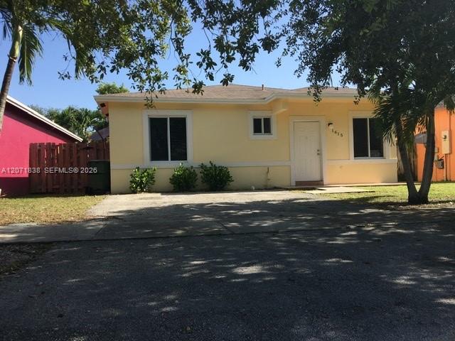 1615 SW 3rd Ct — Photo 2